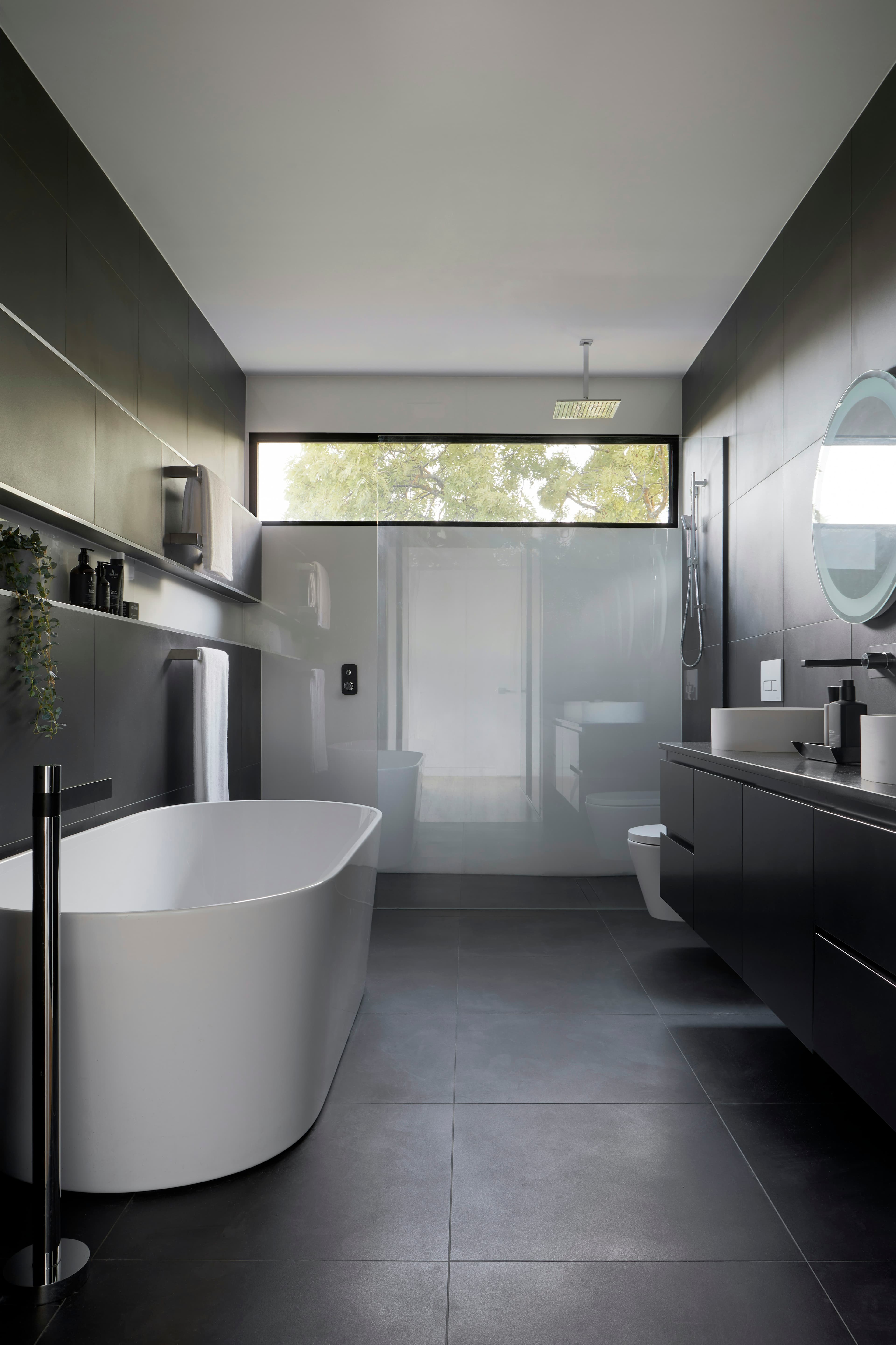 Elegant Townhouse by the Historic Centre photo 4